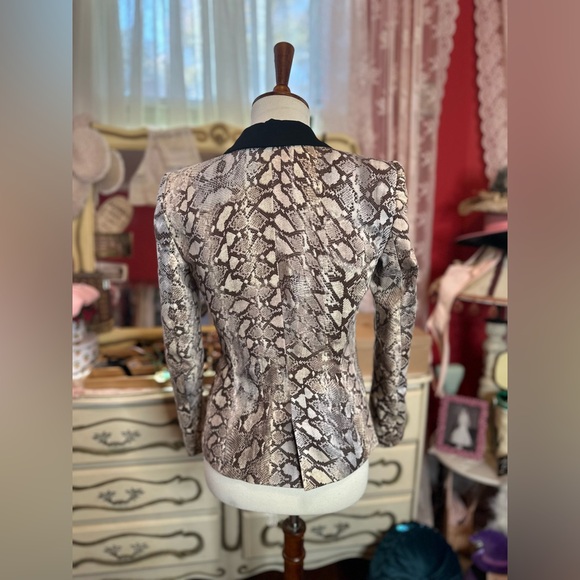 Zara snake print blazer NWOT - Picture 2 of 4